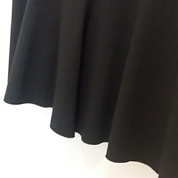 Black pencil skirt - Picture 2 of 3